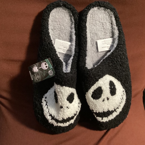 Disney The Nightmare Before Christmas Adult Slippers Size L/XL NWT - Picture 2 of 6